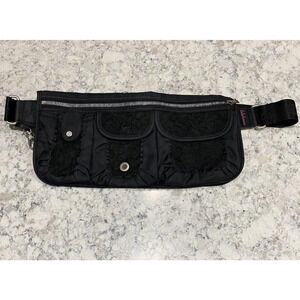 Lululemon Athletica Travel Pooch Pouch Dog Walking Belt Bag Fanny Pack Black